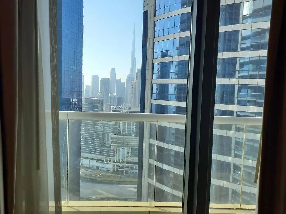 Apartment 1Br Luxurious Paramount Apt Dubai